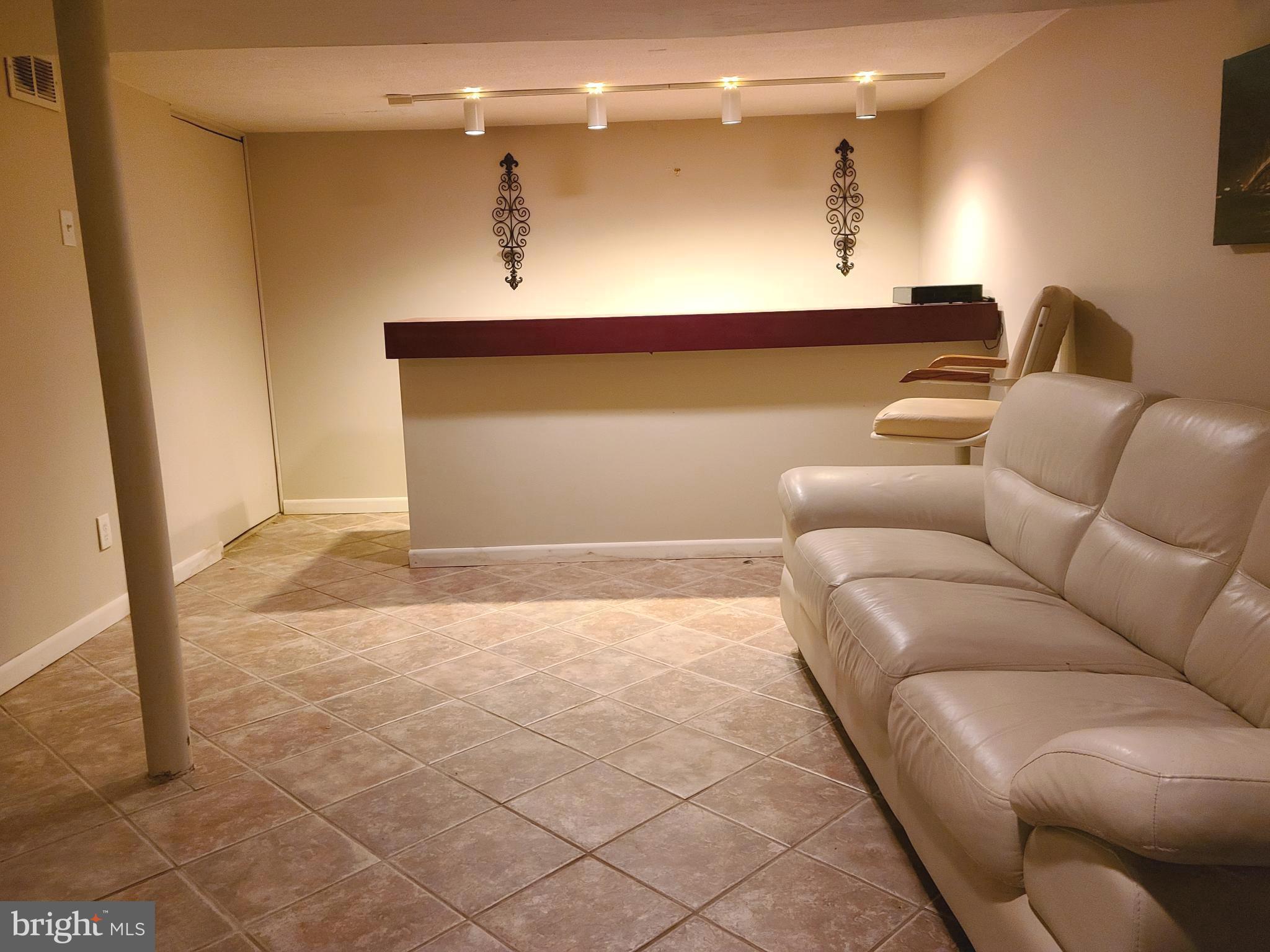 3347 Willoughby Road Baltimore, MD 21234 - Photo 25 of 30 Gallery Image 25