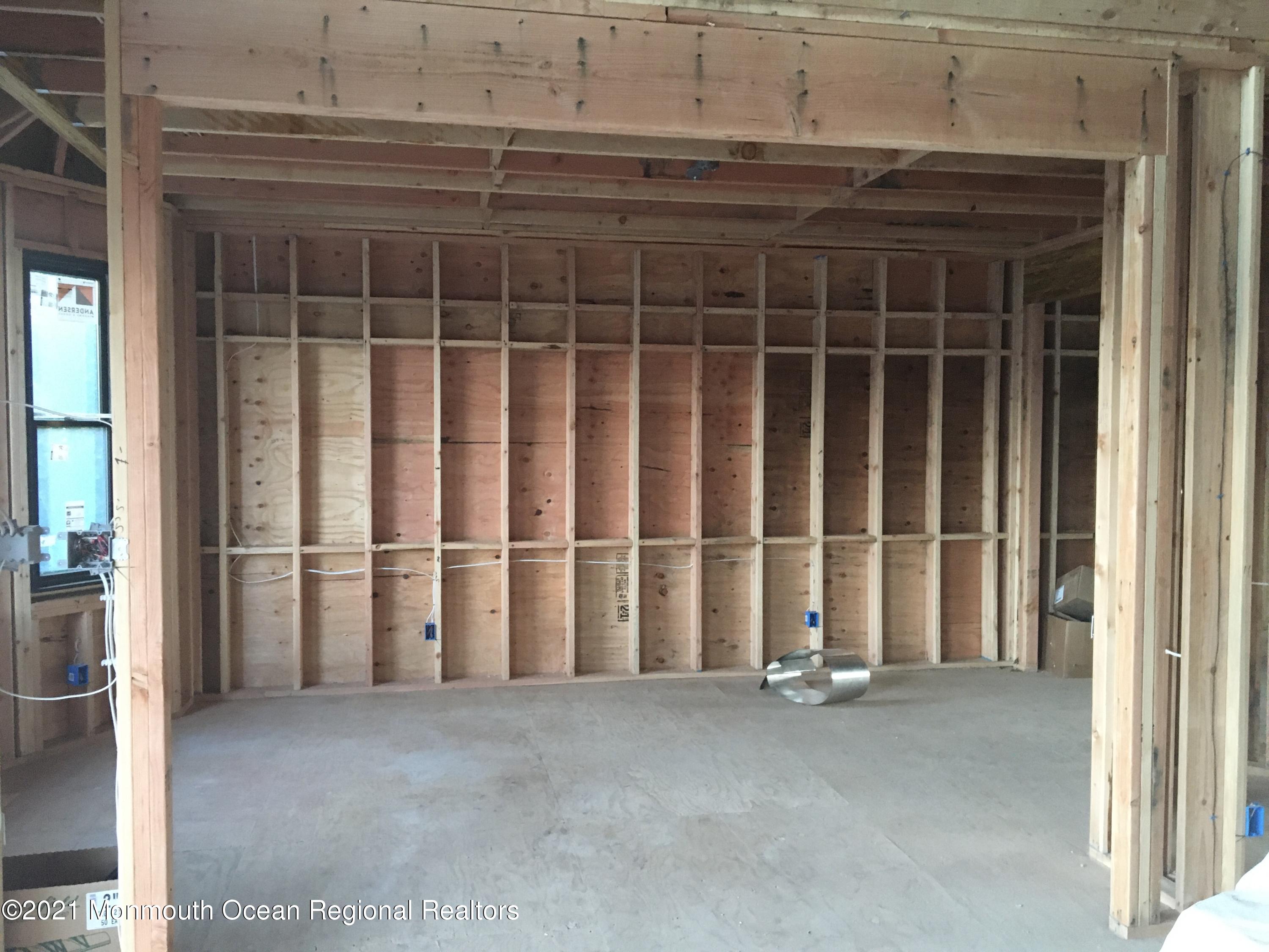 505 Wakefield Road Neptune Township, NJ 07753 - Photo 6 of 23 370D720D-1C9A-4DA0-A179-2522009A3990