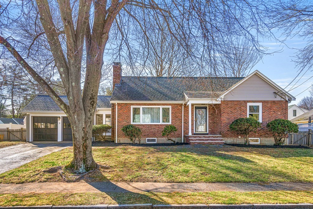 3 Swansea Road Wakefield, MA 01880 - Photo 1 of 36 Gallery Image 1