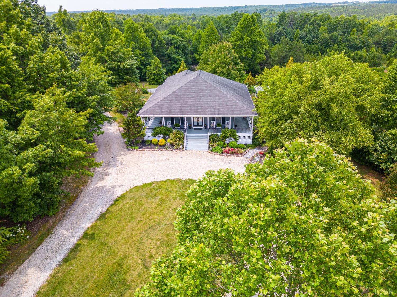3297 Midway Road Phenix, VA 23959 - Photo 2 of 89