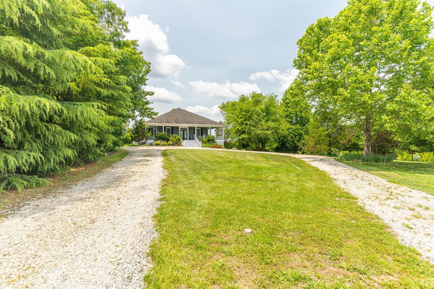 3297 Midway Road Phenix, VA 23959 - Photo 10 of 89