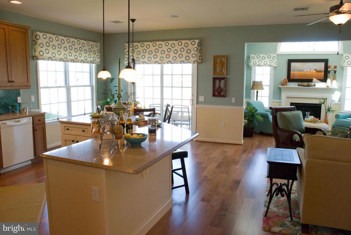 414 Founders Way, Unit 147 Lititz, PA 17543 - Photo 6 of 16 Gallery Image 6