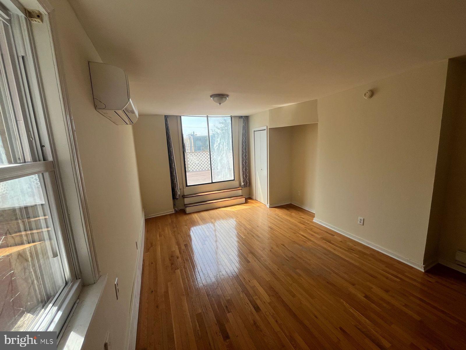 1518 South Broad Street, Unit 2R Philadelphia, PA 19146 - Photo 3 of 8