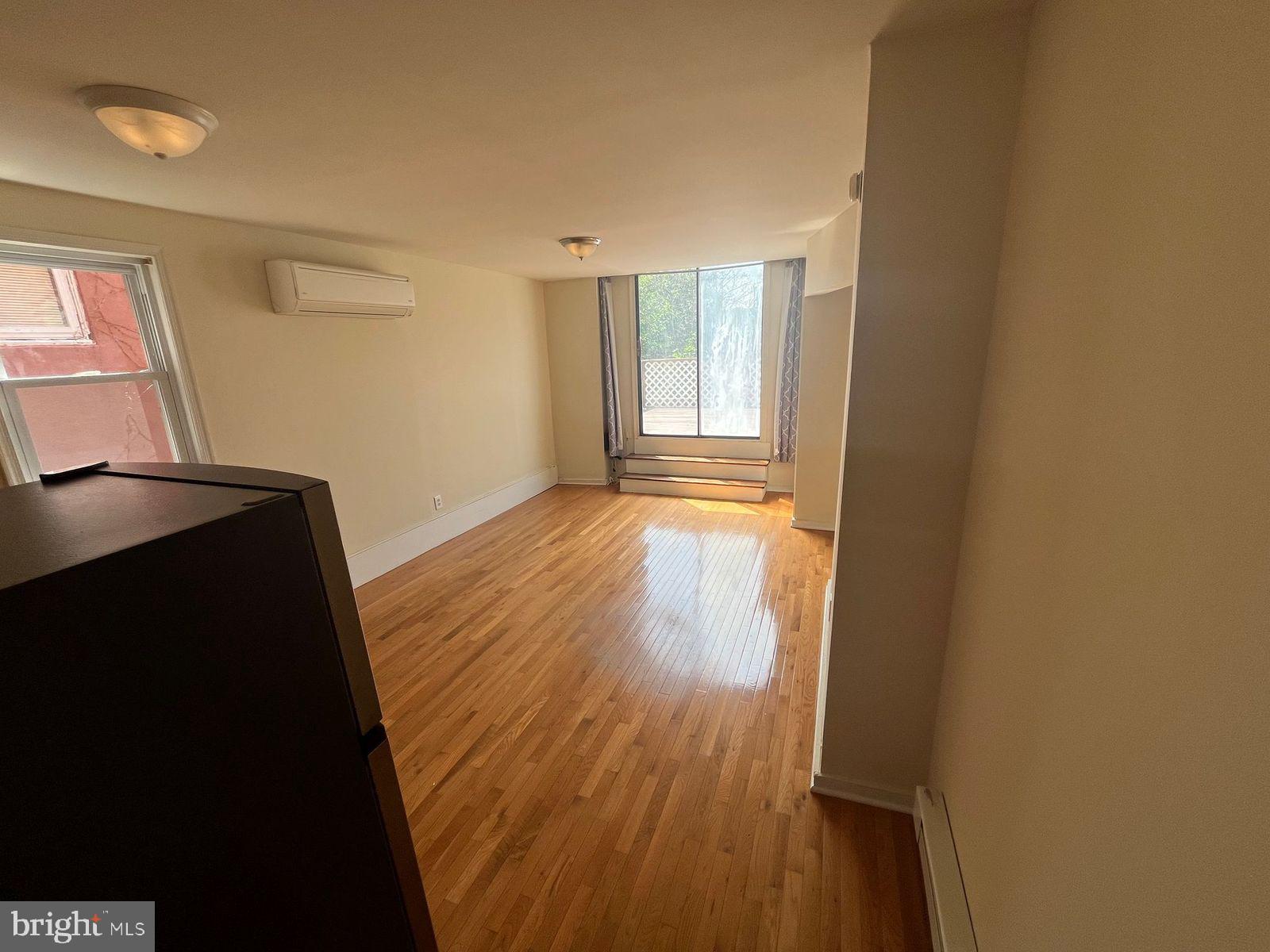 1518 South Broad Street, Unit 2R Philadelphia, PA 19146 - Photo 4 of 8