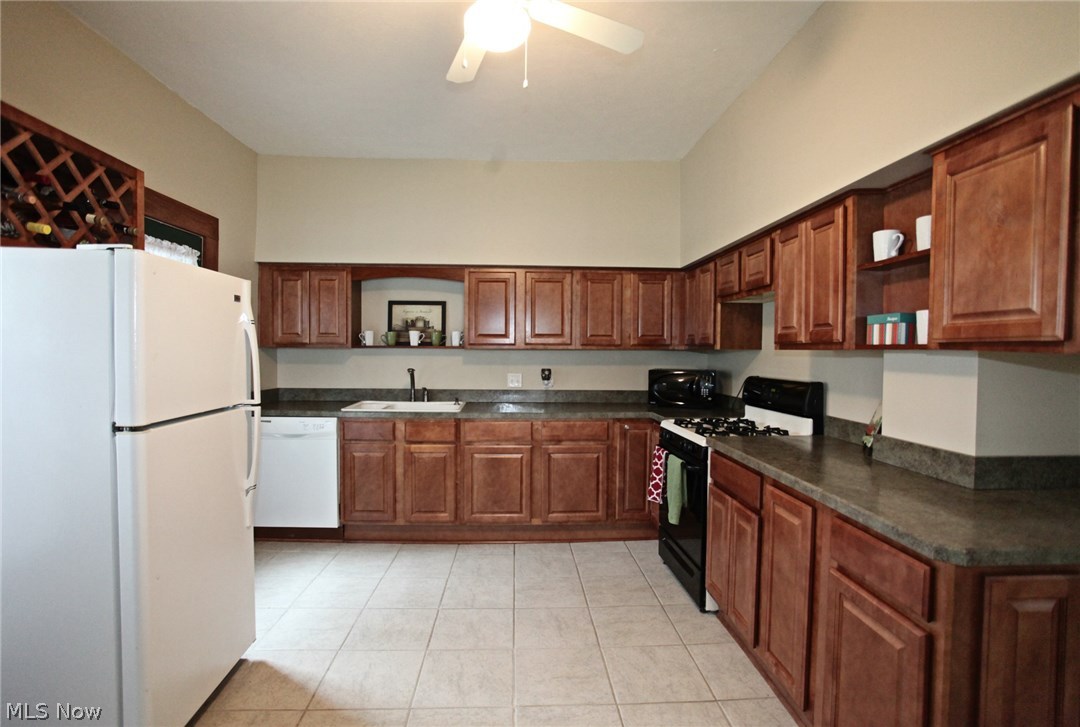 6957 Case Road North Ridgeville, OH 44039 - Photo 6 of 35