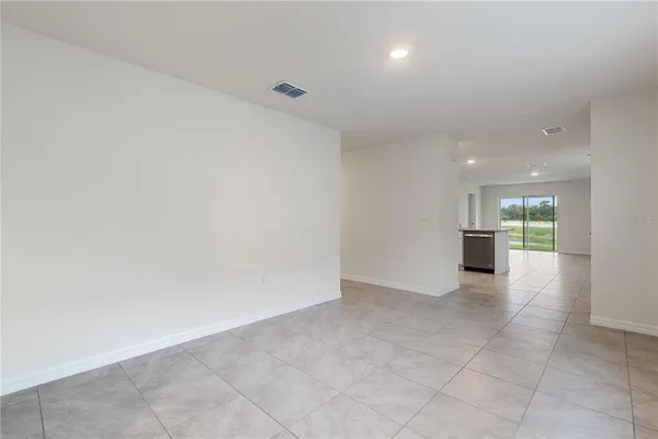 $2,600 | 3718 Mannered Gold Avenue, Bradenton, FL 34208