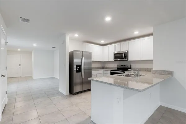$2,600 | 3718 Mannered Gold Avenue, Bradenton, FL 34208