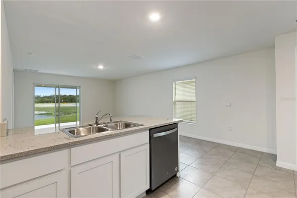 $2,600 | 3718 Mannered Gold Avenue, Bradenton, FL 34208