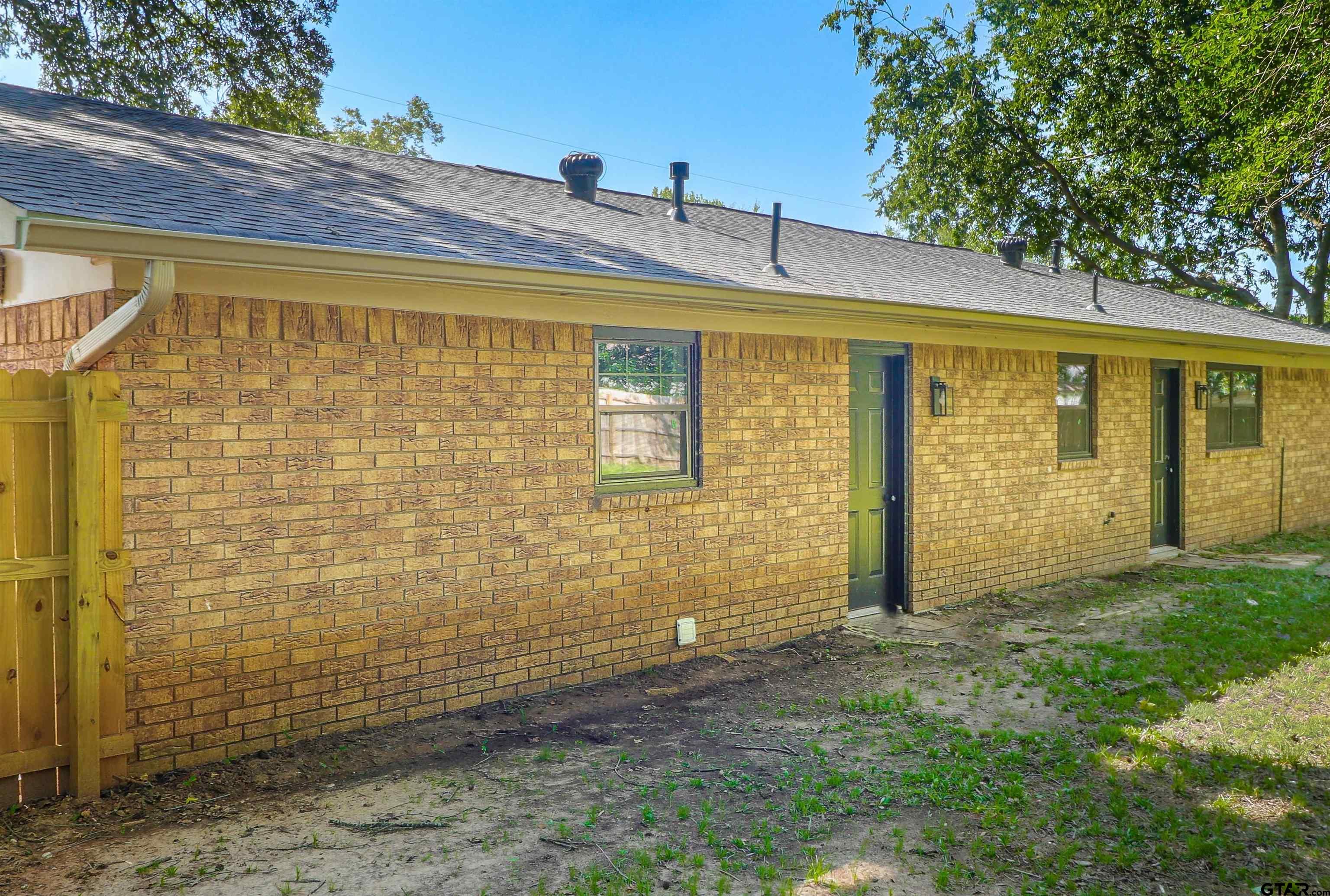1310 Ridgeview Drive Tyler, TX 75701 - Photo 28 of 30 a view of a porch