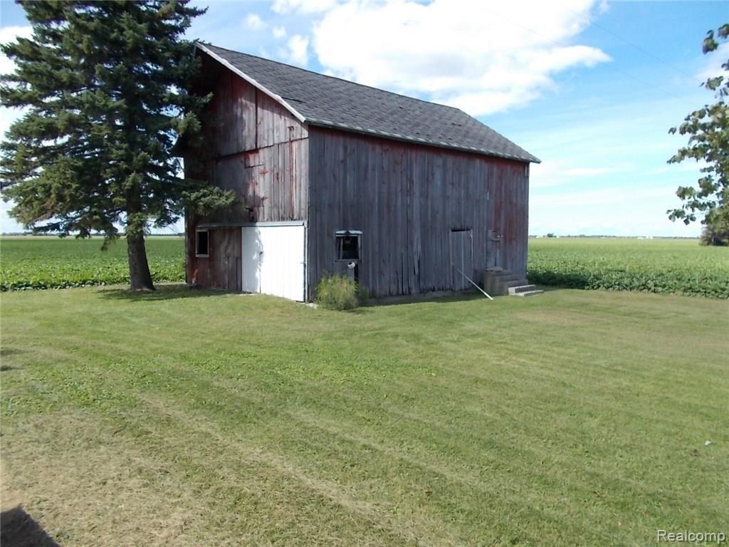 3569 Garner Road Fairgrove, MI 48733 - Photo 3 of 15 DSCN1865.JPG