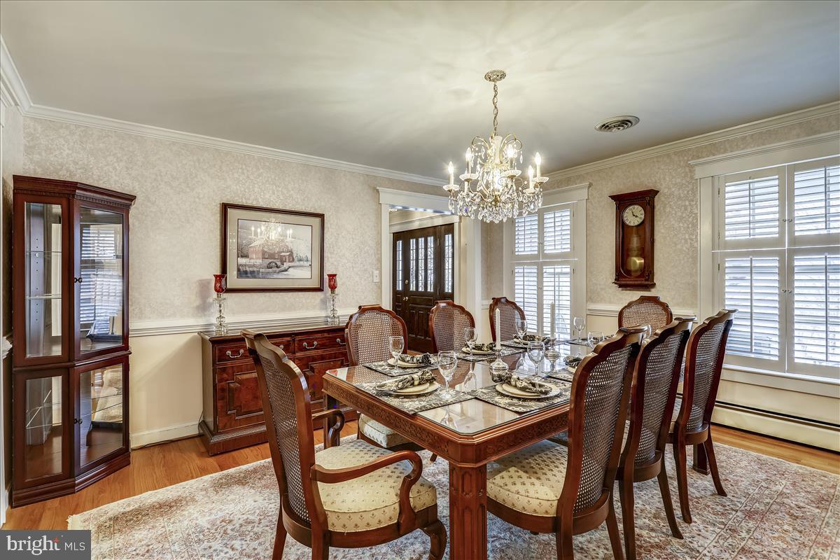15431 Barnesville Road Boyds, MD 20841 - Photo 15 of 68 Formal dining room