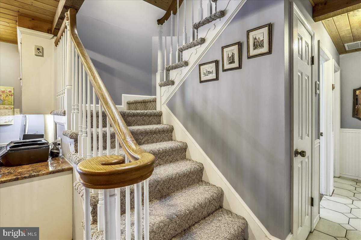 15431 Barnesville Road Boyds, MD 20841 - Photo 32 of 68 Back staircase to second level