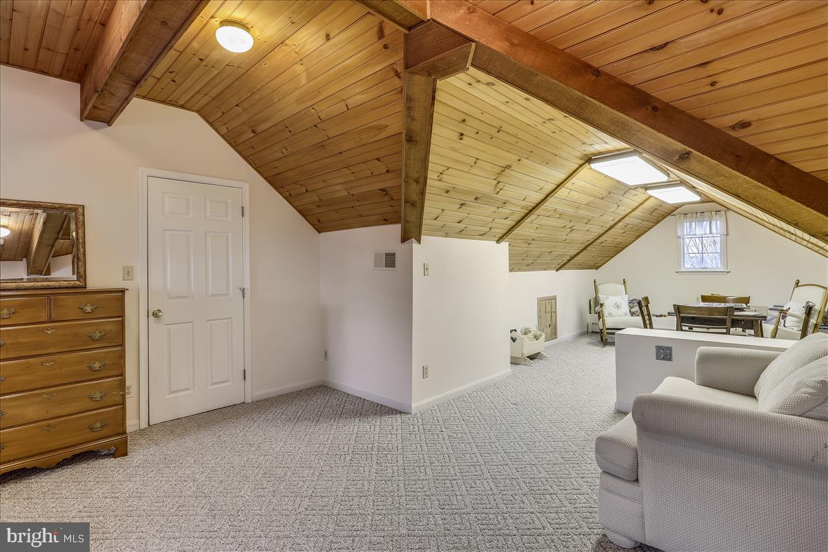 15431 Barnesville Road Boyds, MD 20841 - Photo 33 of 68 Third bedroom with play room area