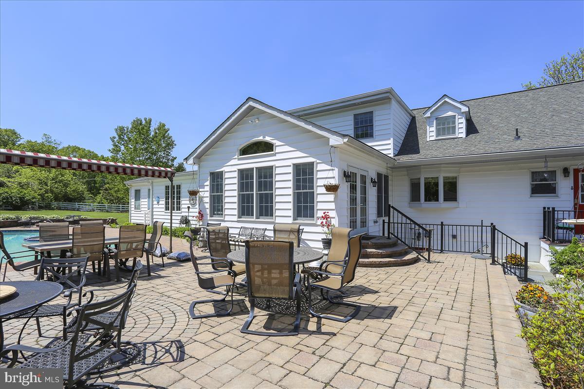 15431 Barnesville Road Boyds, MD 20841 - Photo 55 of 68 Rear elevation