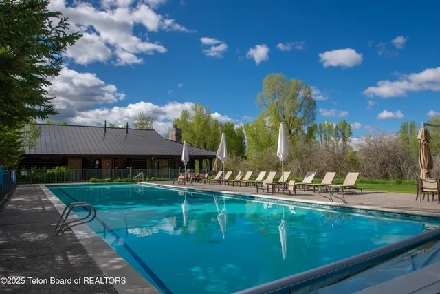 $7,500,000 | 375 South Indian Springs Ranch Drive, Jackson, WY 83001