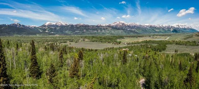 $7,500,000 | 375 South Indian Springs Ranch Drive, Jackson, WY 83001