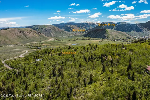 $7,500,000 | 375 South Indian Springs Ranch Drive, Jackson, WY 83001