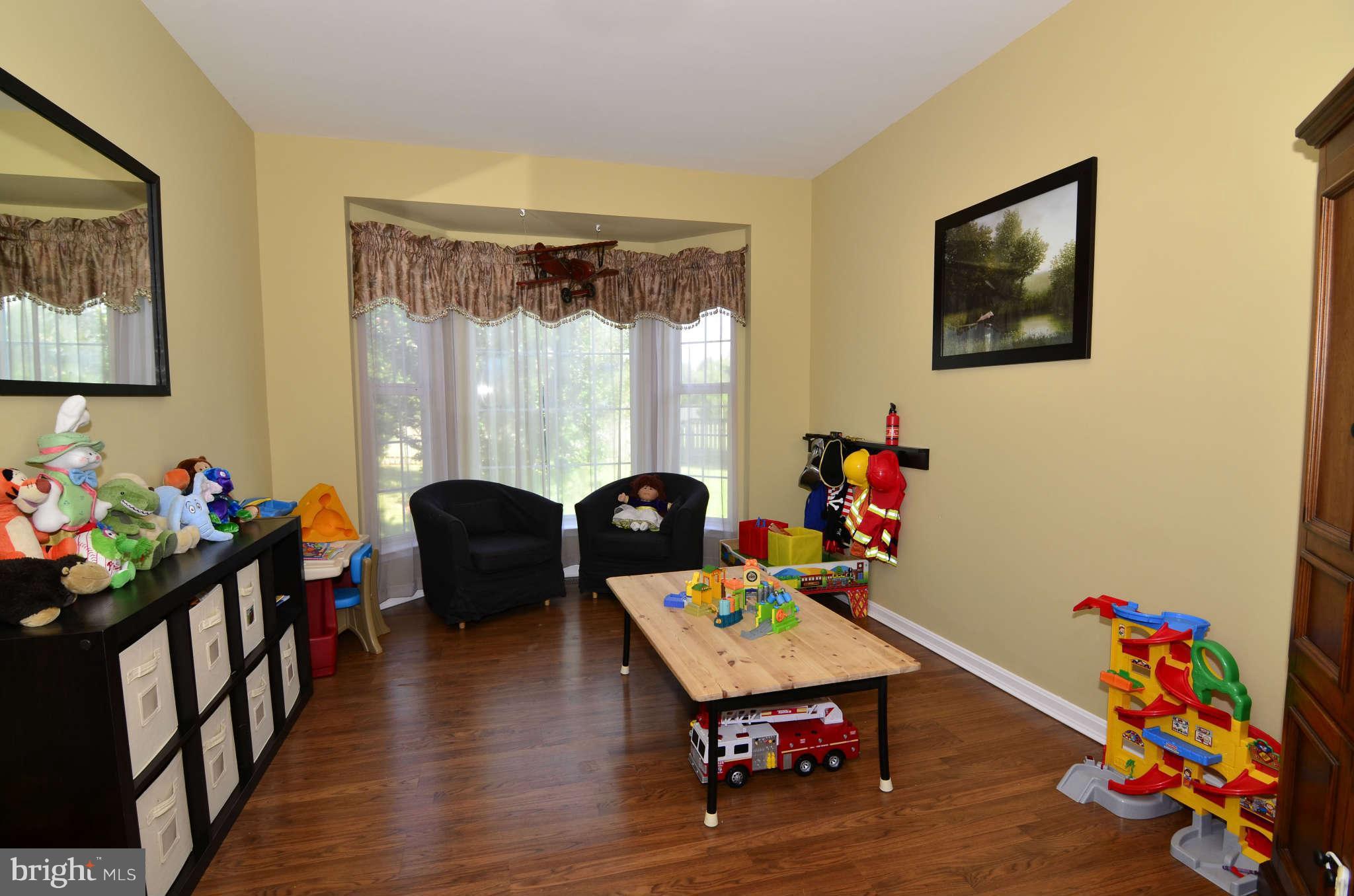 604 Duff Road Northeast Leesburg, VA 20176 - Photo 8 of 24 Interior General