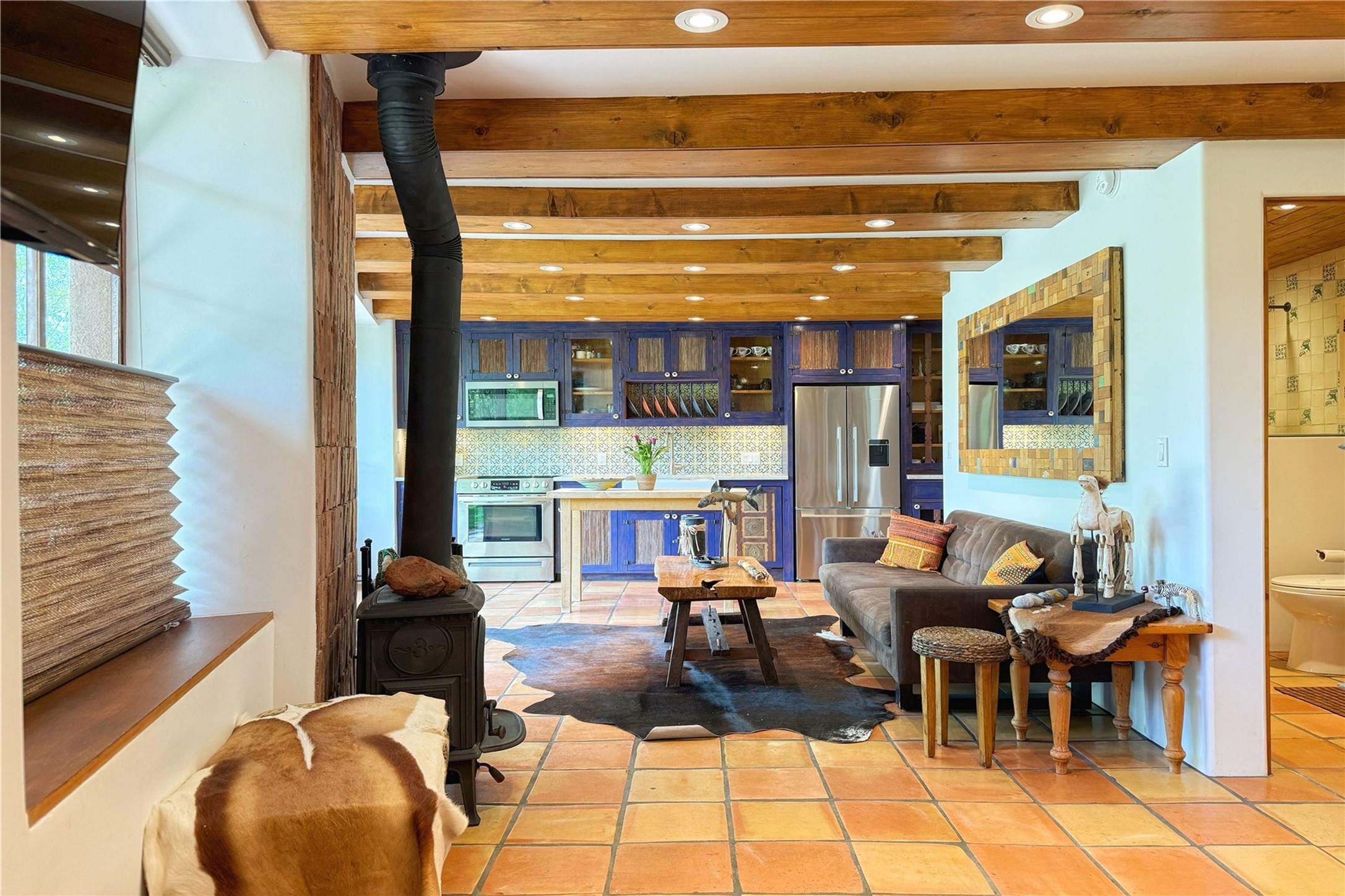 1352 Bishops Lodge Road Santa Fe, NM 87506 - Photo 55 of 66 Laughing Horse living room