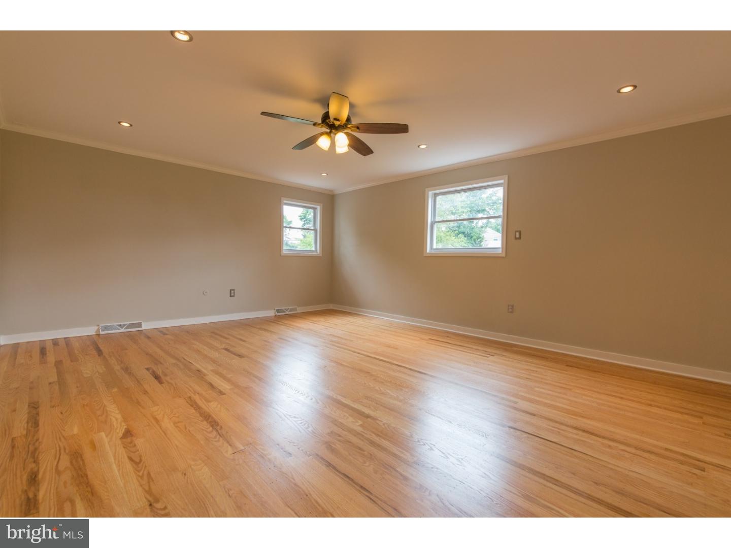 3238 Hayes Road Norristown, PA 19403 - Photo 13 of 25 Bedroom - Main