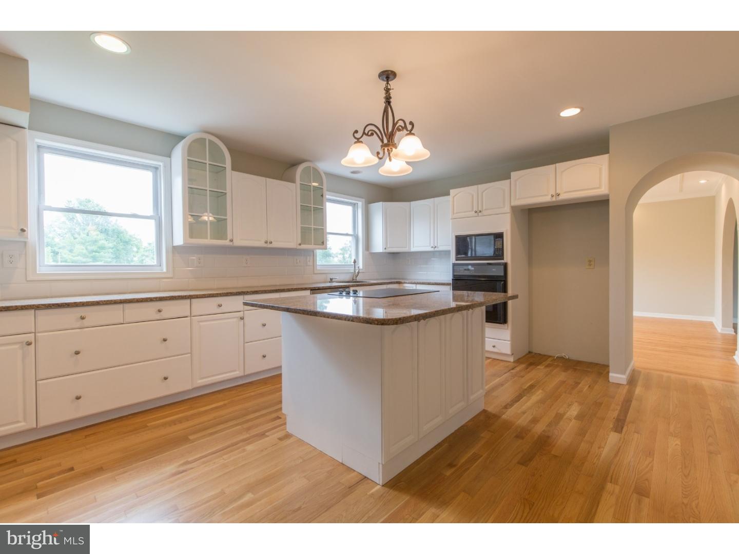 3238 Hayes Road Norristown, PA 19403 - Photo 6 of 25 Kitchen