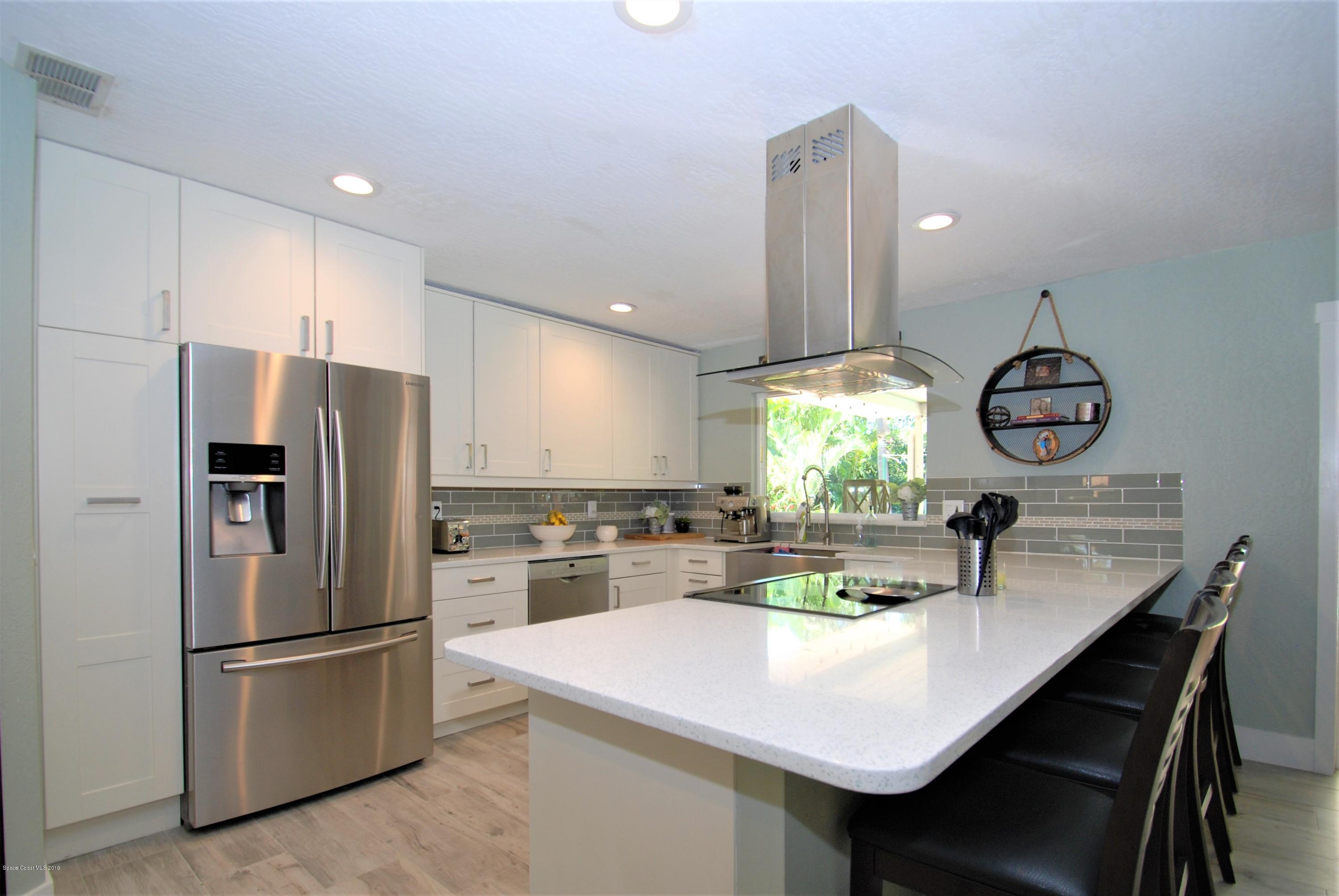230 Sand Dollar Road Indialantic, FL 32903 - Photo 3 of 25 Kitchen for Entertaining