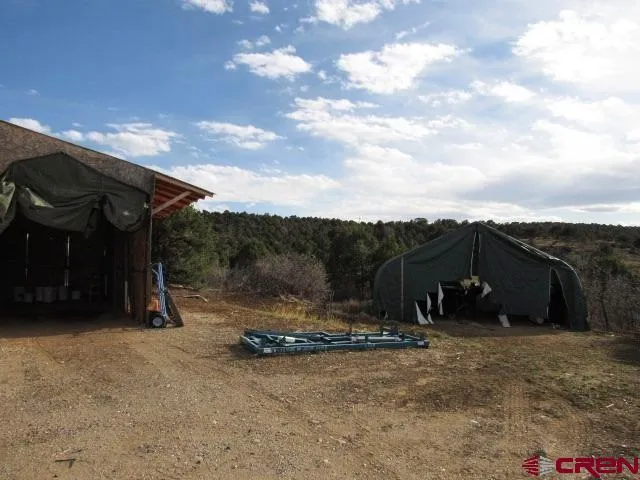 a view of outdoor space with city view