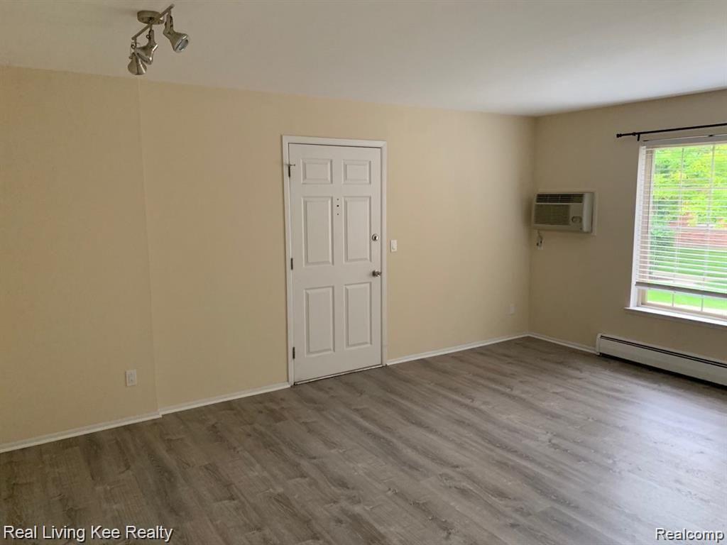 500 Romeo Road, Unit 34 Rochester, MI 48307 - Photo 11 of 22