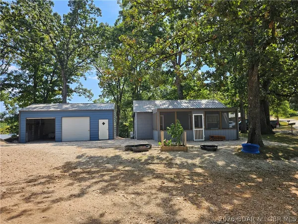 $185,000 | 186 High Street, Climax Springs, MO 65324