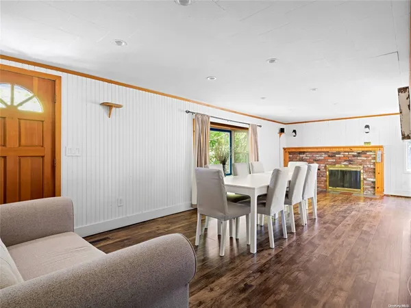 $30,000 | 4 White Lane, Hampton Bays, NY 11946