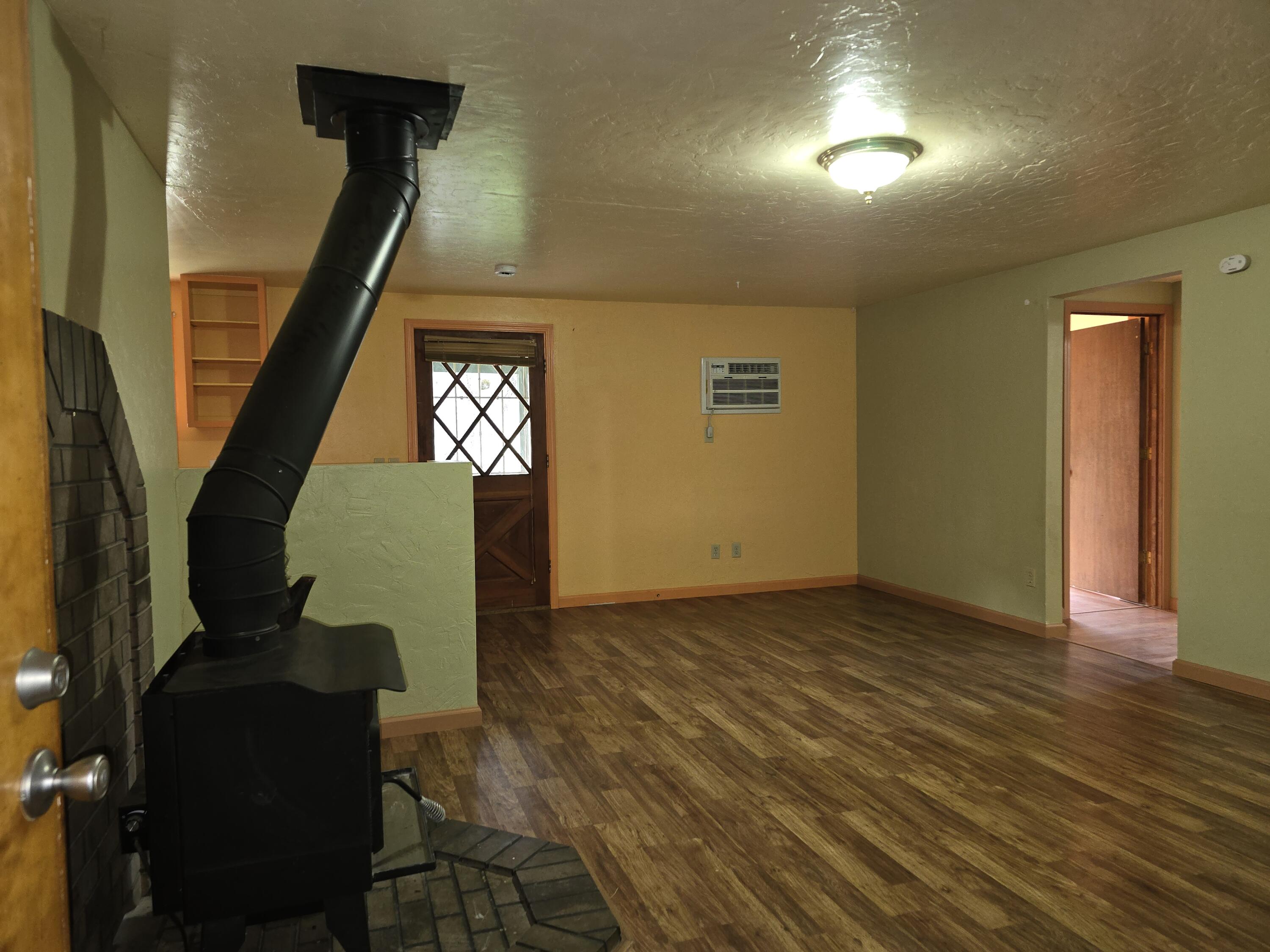 12750 Highway 3 Hayfork, CA 96041 - Photo 4 of 22 a view of entryway