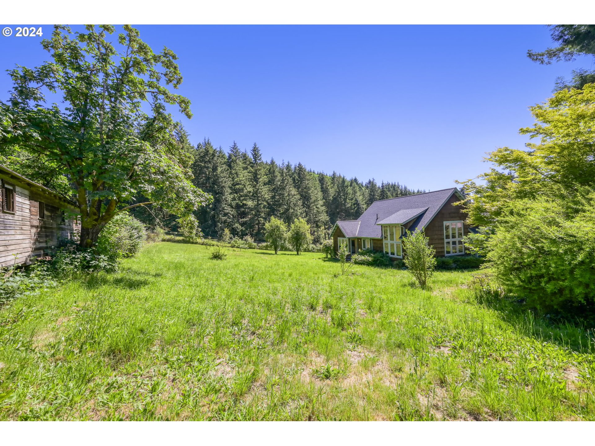 36245 Wagner Lane Cottage Grove, OR 97424 - Photo 22 of 45 a view of a garden