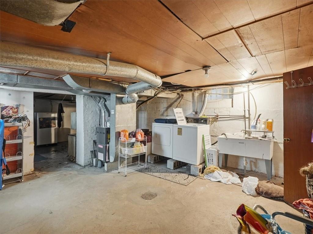 300 Gardner Street McKees Rocks, PA 15136 - Photo 16 of 19