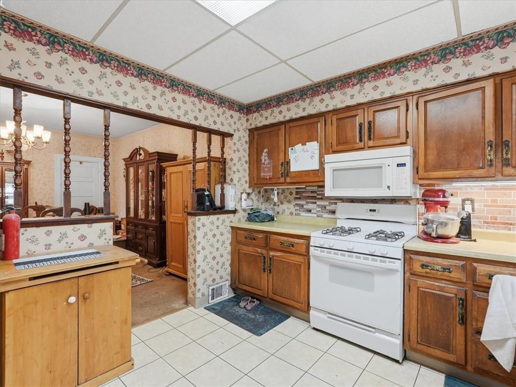 300 Gardner Street McKees Rocks, PA 15136 - Photo 8 of 19