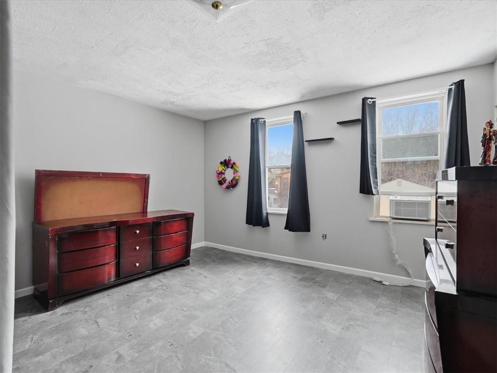 300 Gardner Street McKees Rocks, PA 15136 - Photo 9 of 19