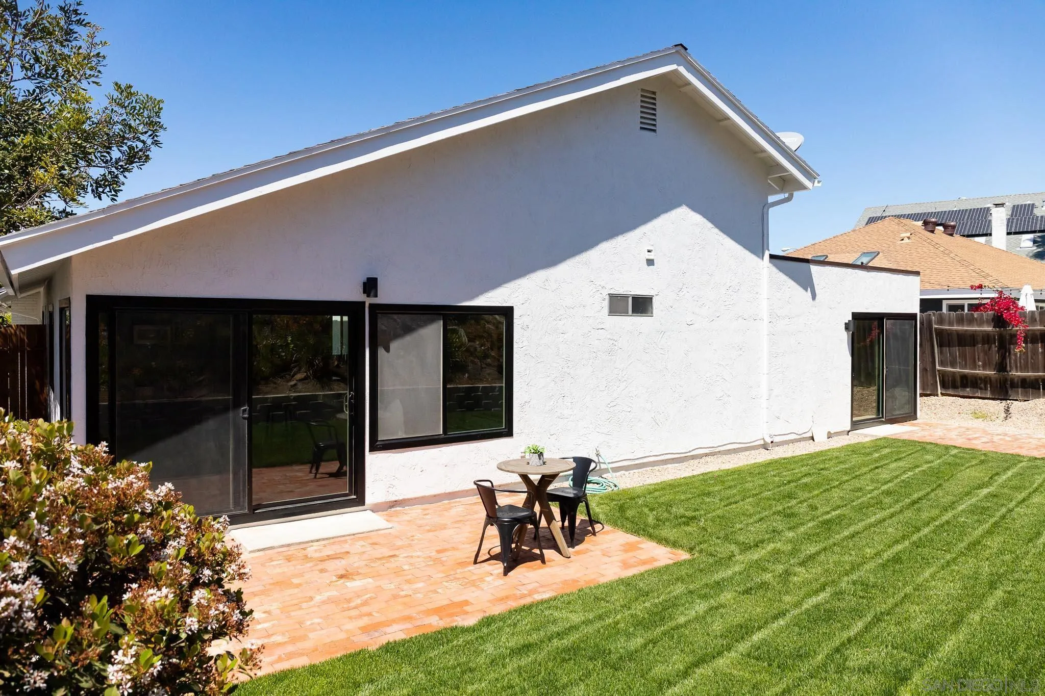 277 Rodney Avenue Encinitas, CA 92024 - Photo 18 of 19 Gallery Image 18