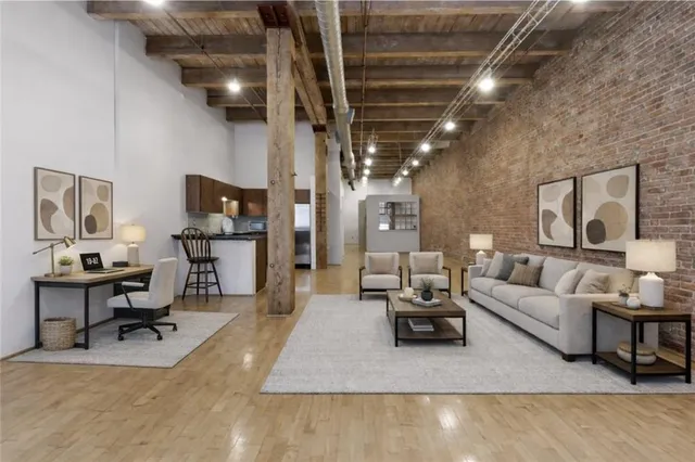 $295,000 | 306 West 7th Street, Unit 203, Kansas City, MO 64105