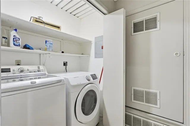 $295,000 | 306 West 7th Street, Unit 203, Kansas City, MO 64105