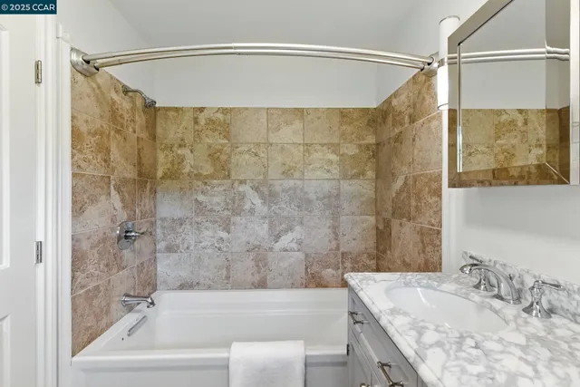 $1,625,000 | 122 Stein Way, Orinda, CA 94563