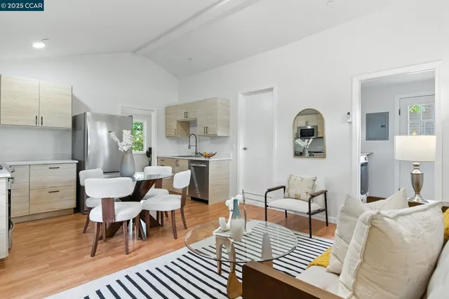 $1,625,000 | 122 Stein Way, Orinda, CA 94563