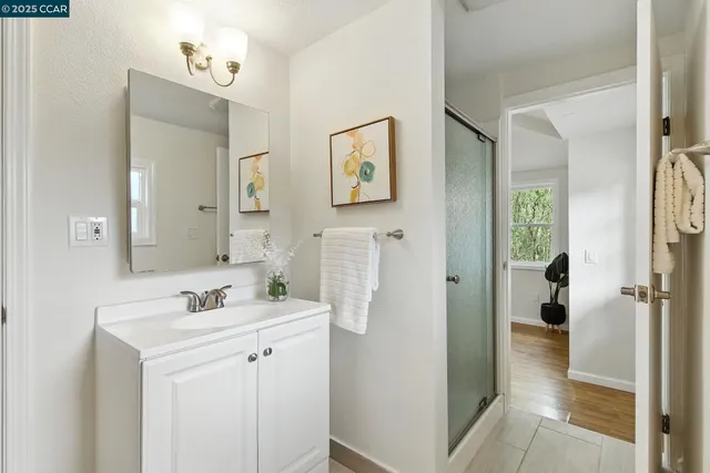 $1,625,000 | 122 Stein Way, Orinda, CA 94563