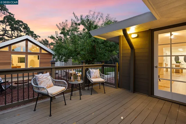 $1,625,000 | 122 Stein Way, Orinda, CA 94563