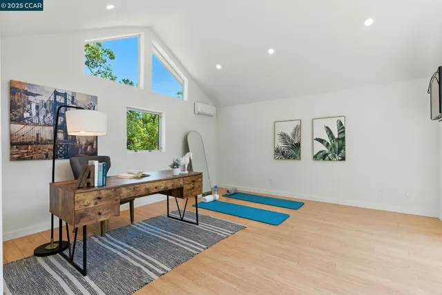 $1,625,000 | 122 Stein Way, Orinda, CA 94563