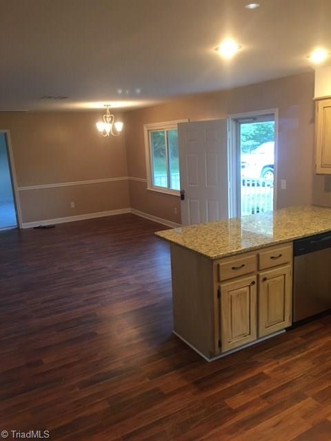 384 Armstrong Road Pilot Mountain, NC 27041 - Photo 5 of 12 Gallery Image 5