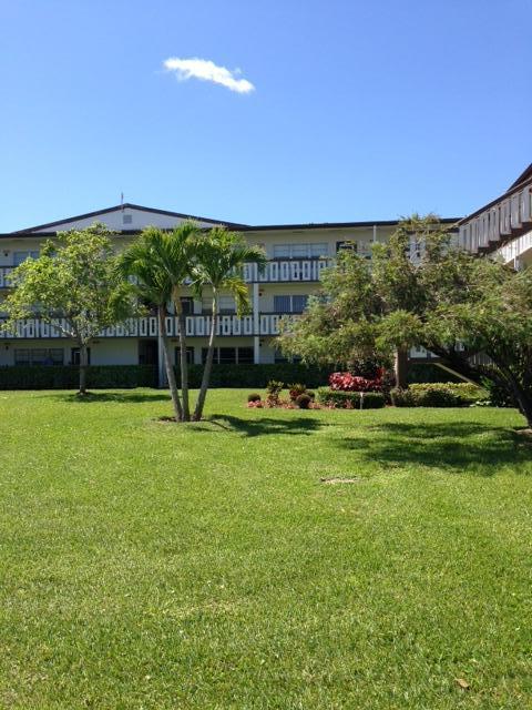 528 Mansfield M, Unit 528 Boca Raton, FL 33434 - Photo 17 of 17 528 mansfield exterior building