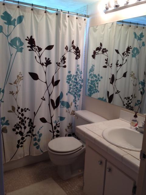 528 Mansfield M, Unit 528 Boca Raton, FL 33434 - Photo 9 of 17 528 mansfield full bath