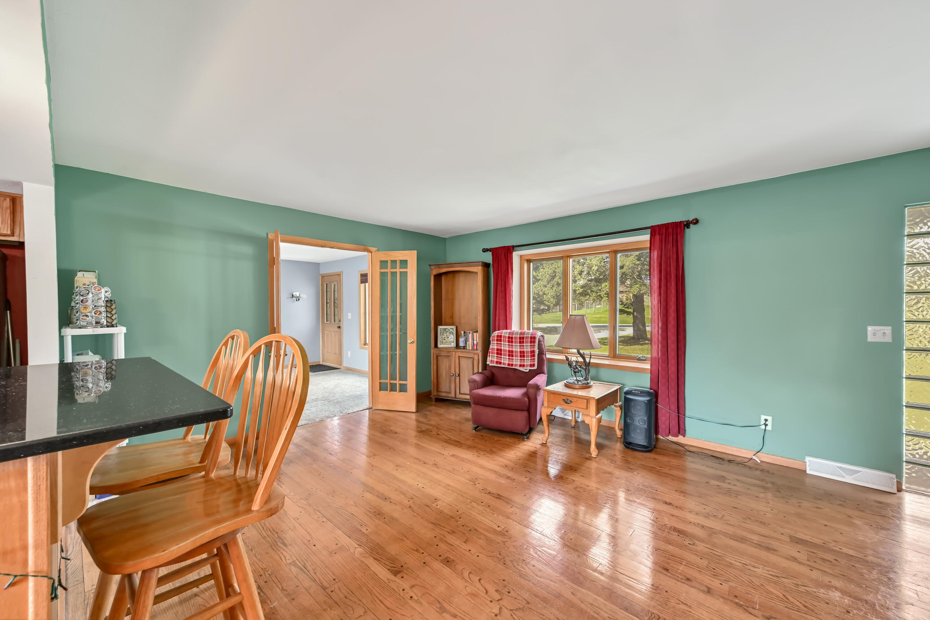 1220 Scenic Road Richfield, WI 53033 - Photo 11 of 38 DZ1220-6