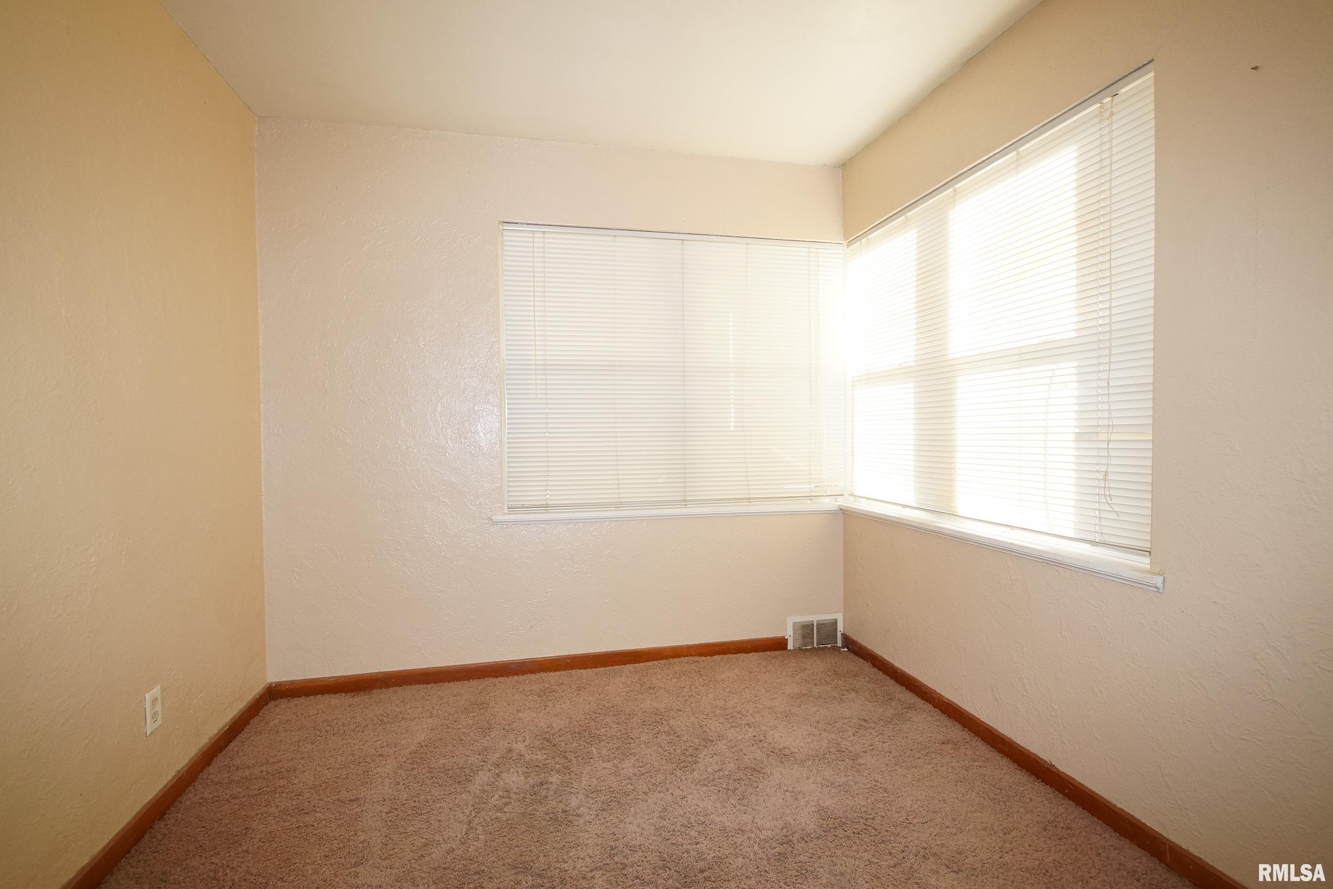 338 Amanda Street Pekin, IL 61554 - Photo 17 of 24