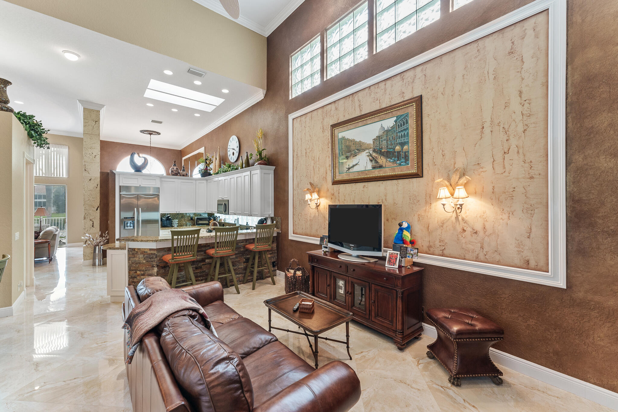 5673 Regency Circle East Boca Raton, FL 33496 - Photo 5 of 42 5673 NW 38th Ave - Boca Raton, Fl 21
