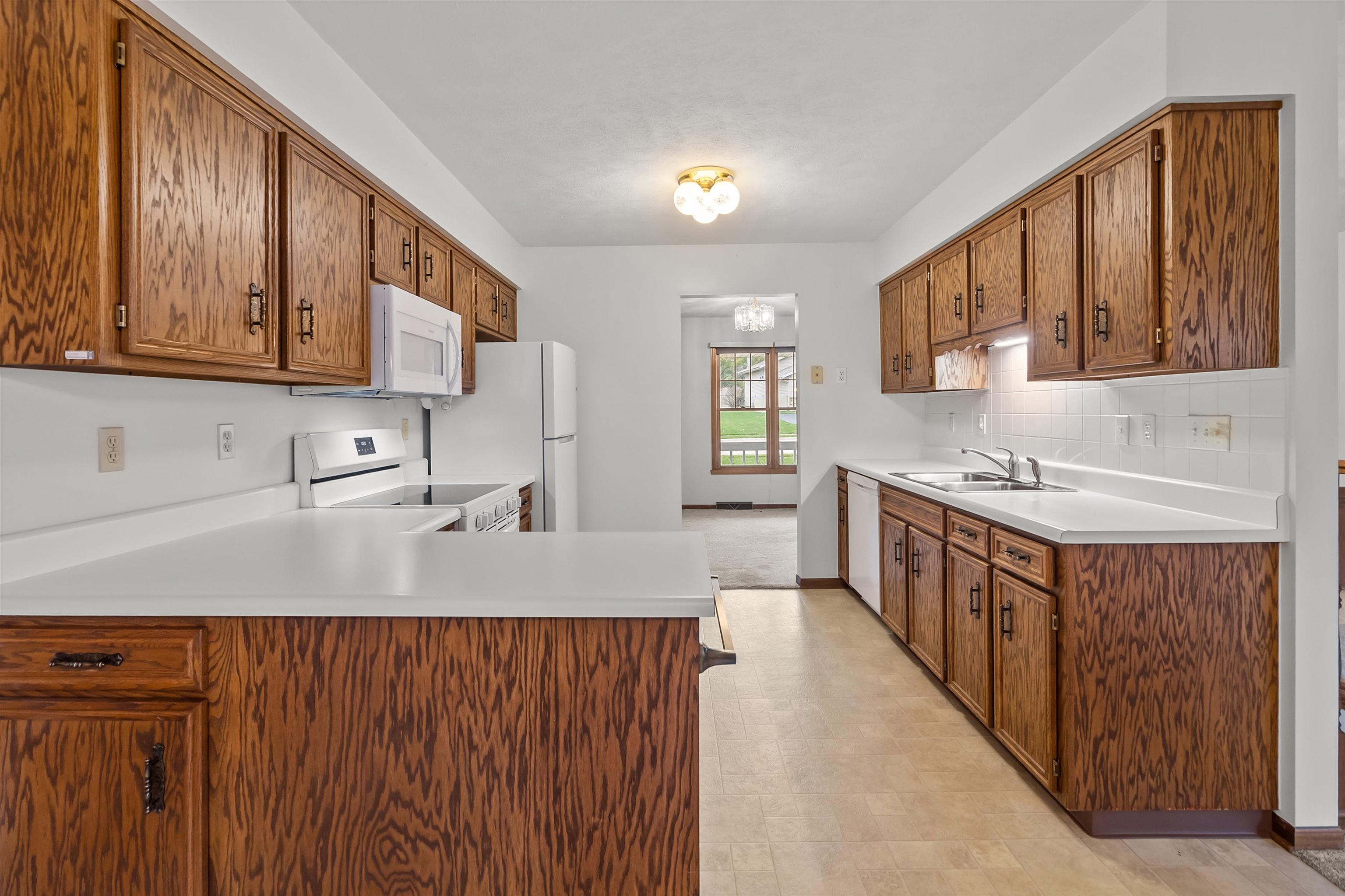 1872 South Trainer Road Rockford, IL 61108 - Photo 13 of 44